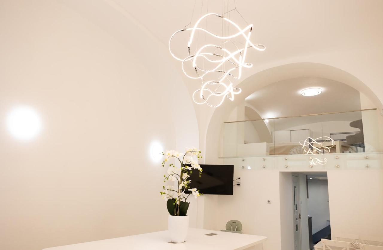 Parliament Exclusive Gallery Apartamento *
