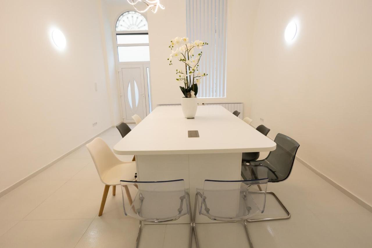 Parliament Exclusive Gallery Apartamento *
