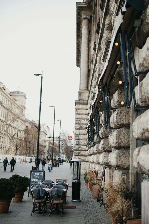 Parliament Exclusive Gallery